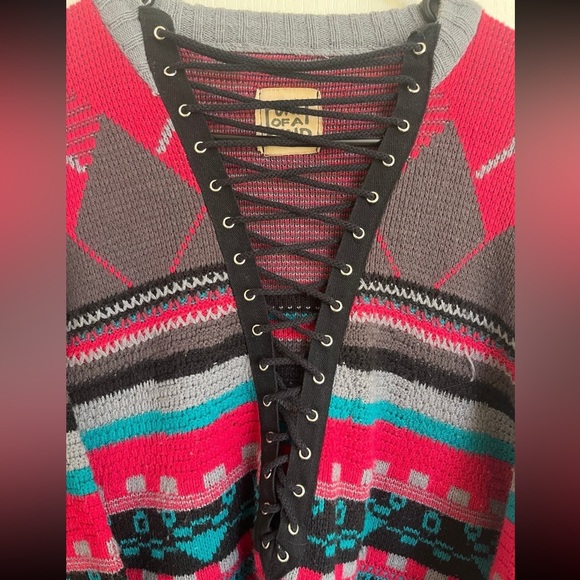 Oversized Southwest Patterned Knitted Sweater With Cross Lace V Neck Detailing - Picture 2 of 6